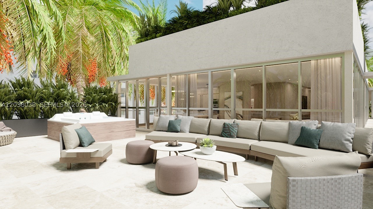 250 Collins Ave #305