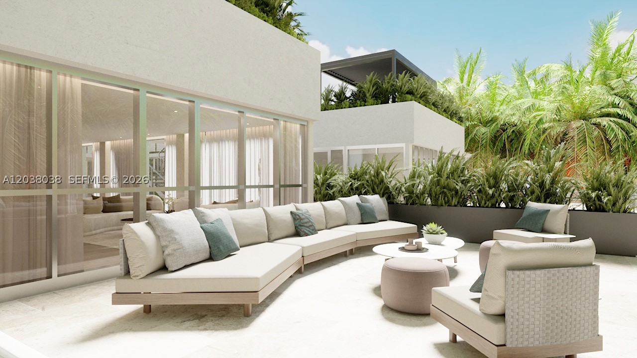 250 Collins Ave #305 Miami Beach, FL 33139