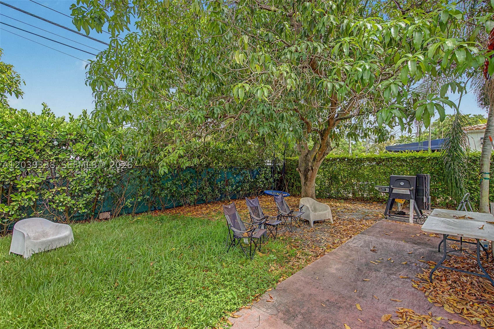 702 Boabadilla Coral Gables, FL 33134