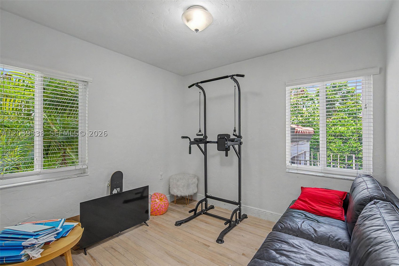 702 Boabadilla Coral Gables, FL 33134