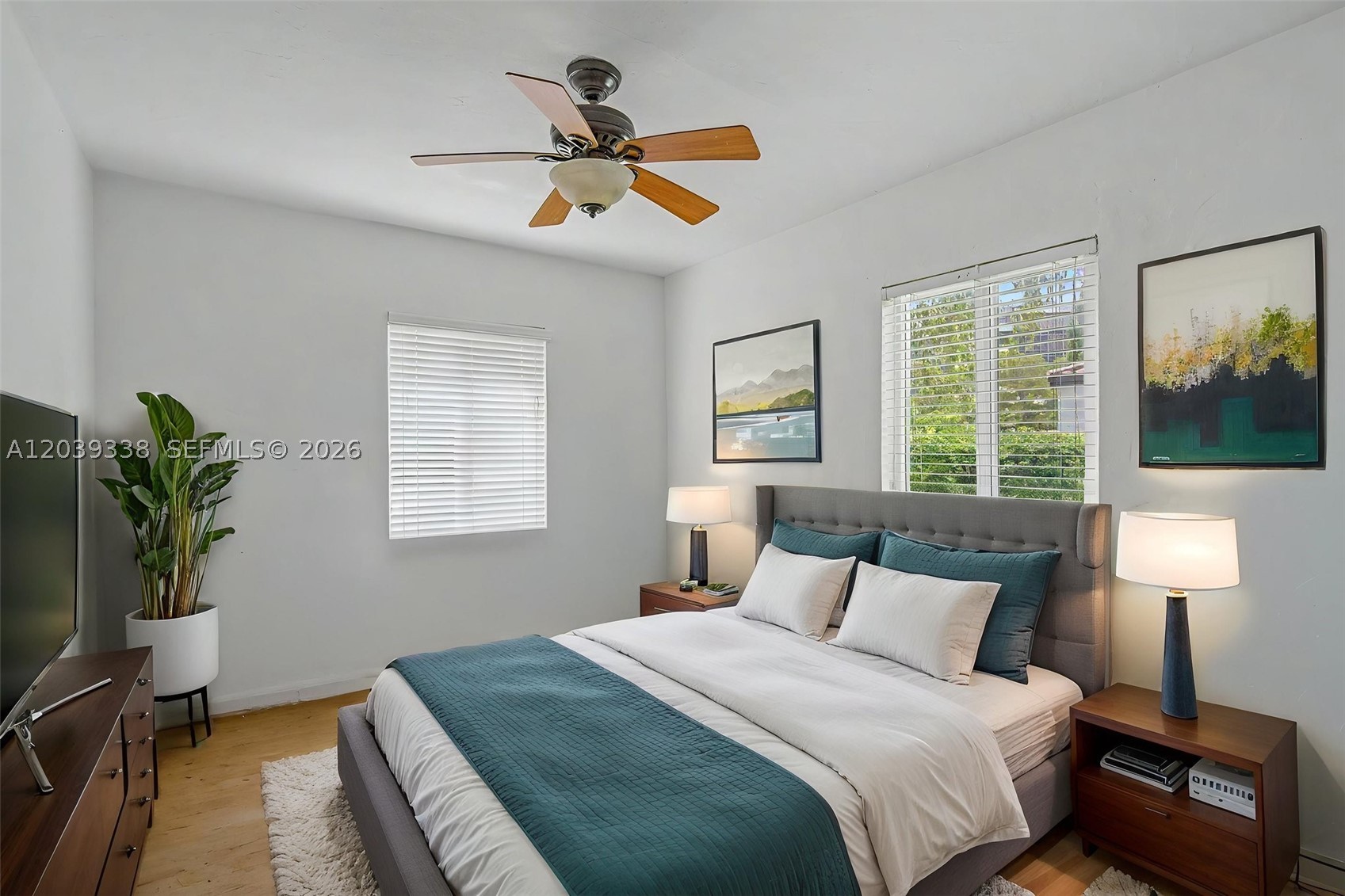 702 Boabadilla Coral Gables, FL 33134