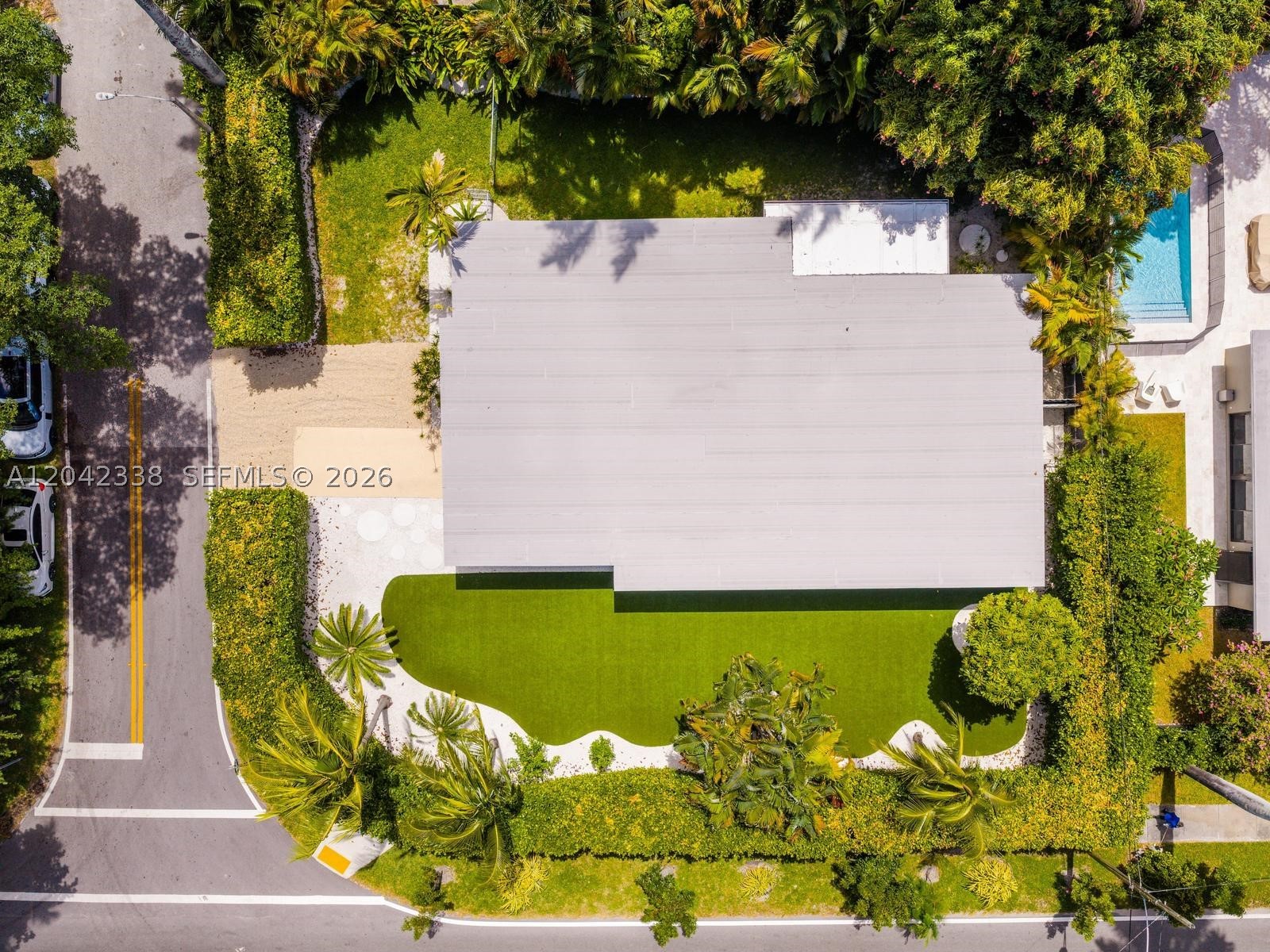 1000 NE 85th St Miami, FL 33138