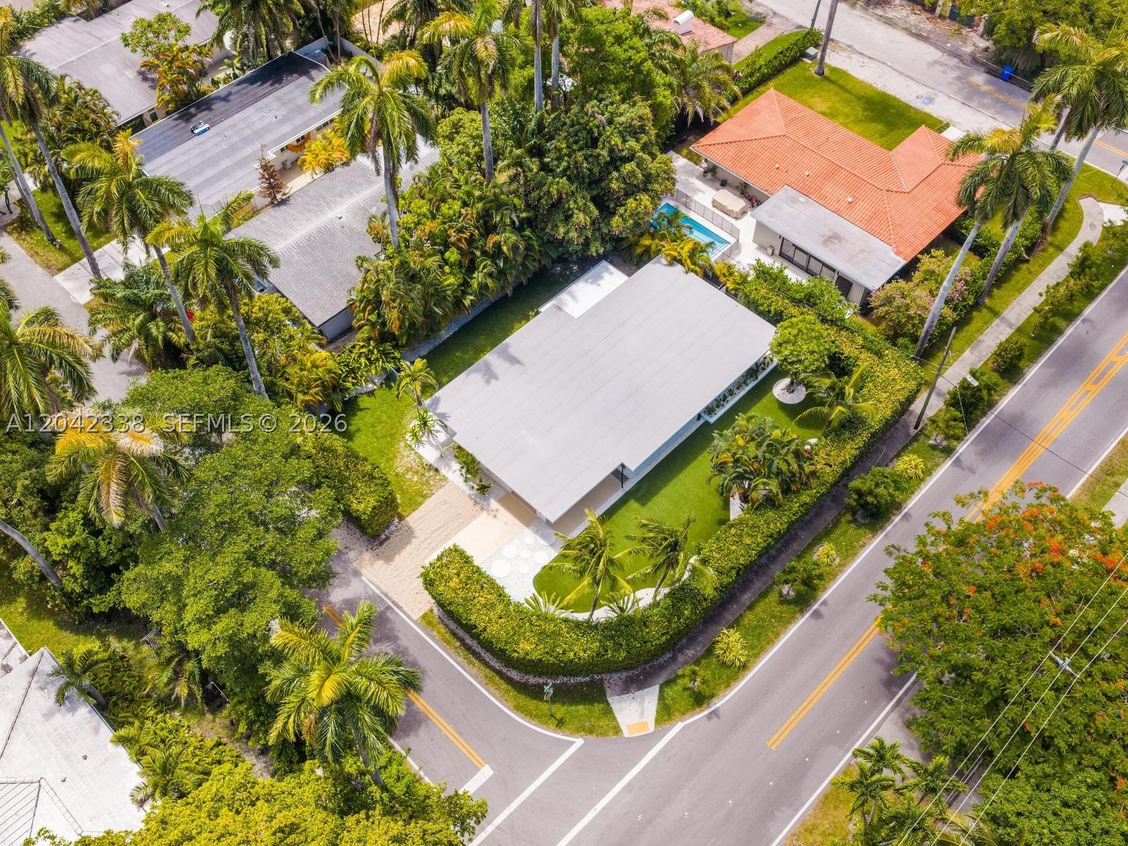 1000 NE 85th St Miami, FL 33138