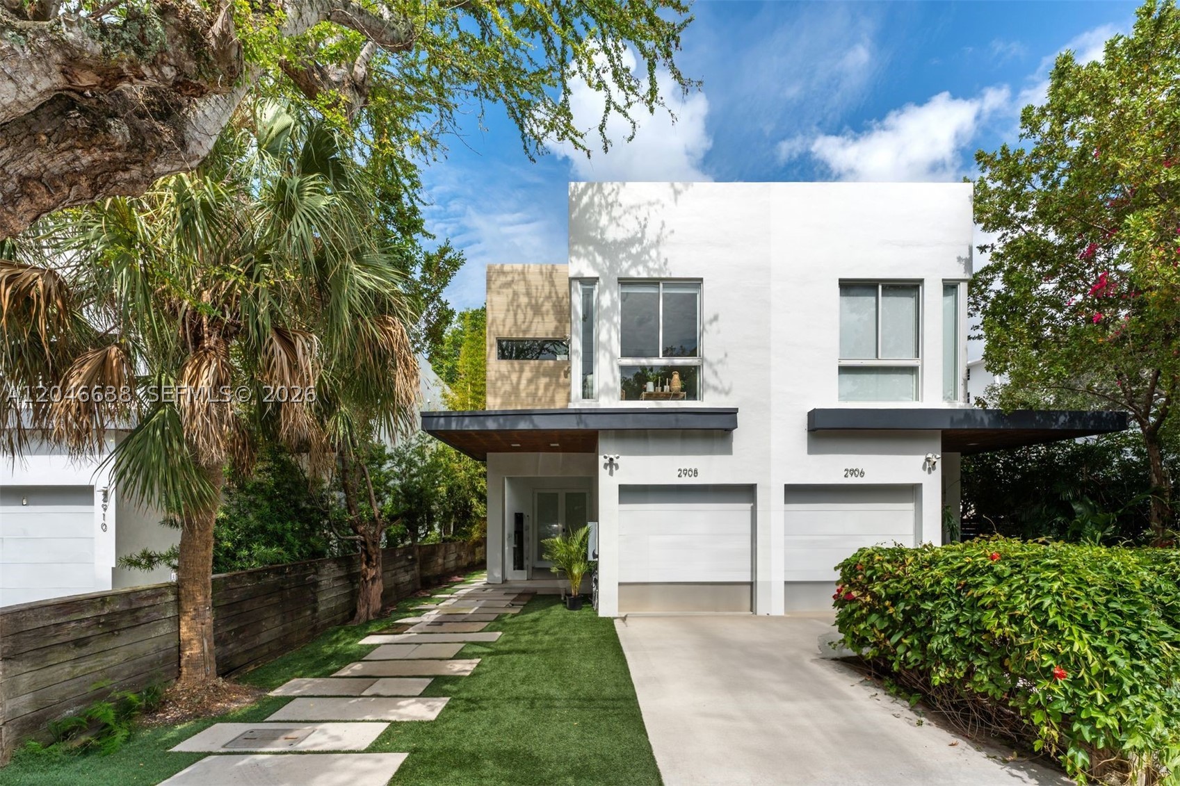 2908 Virginia St #2908