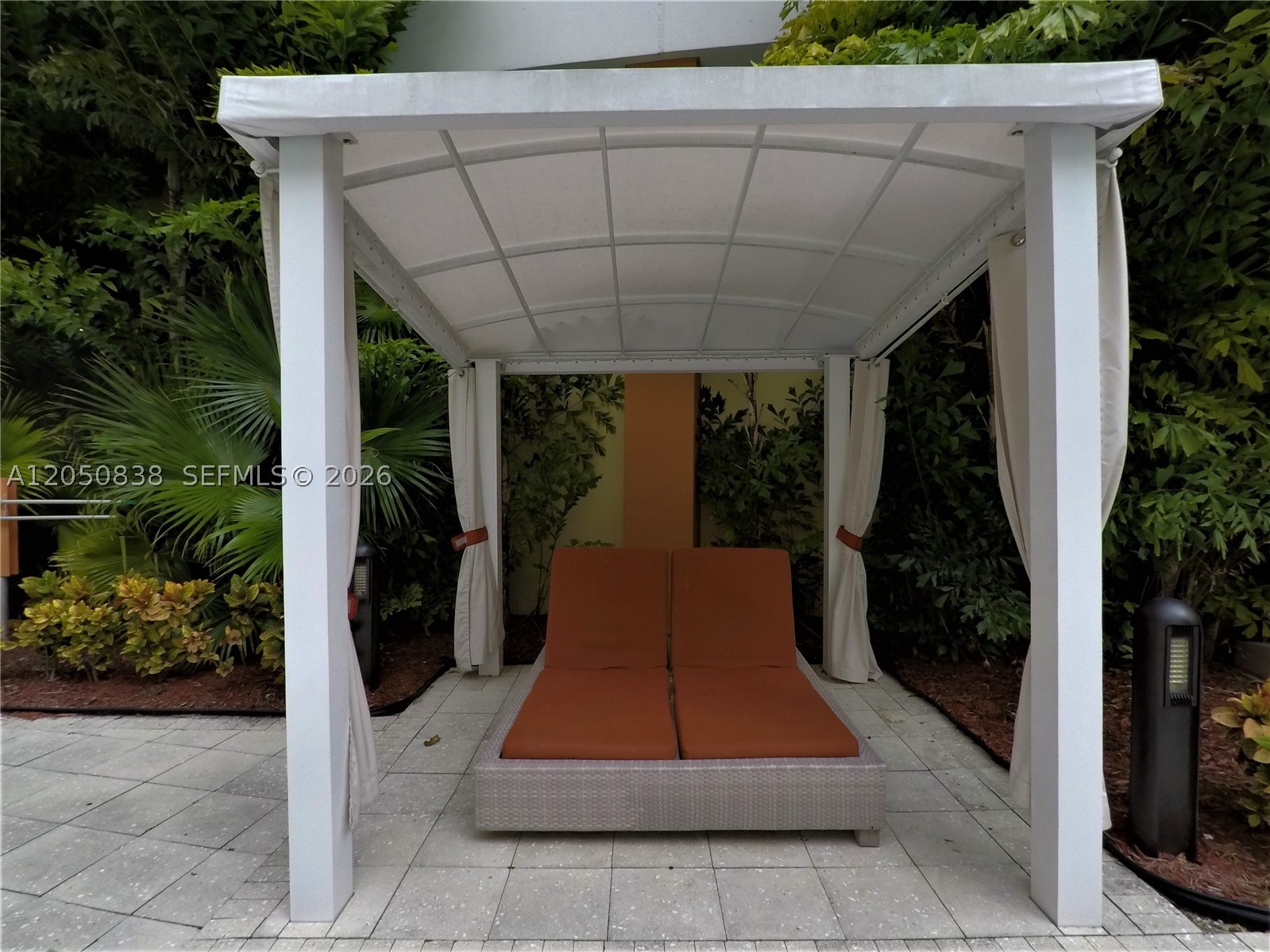 image The Venture at Aventura31
