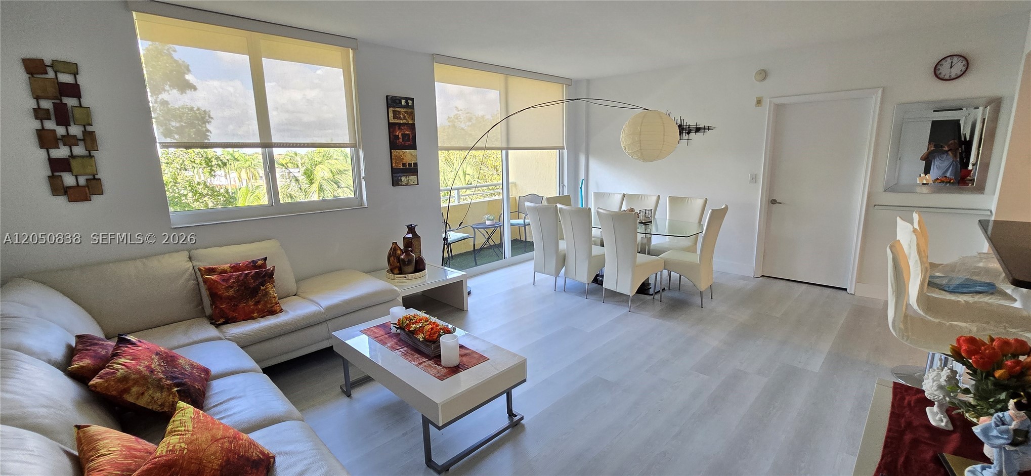 image The Venture at Aventura3