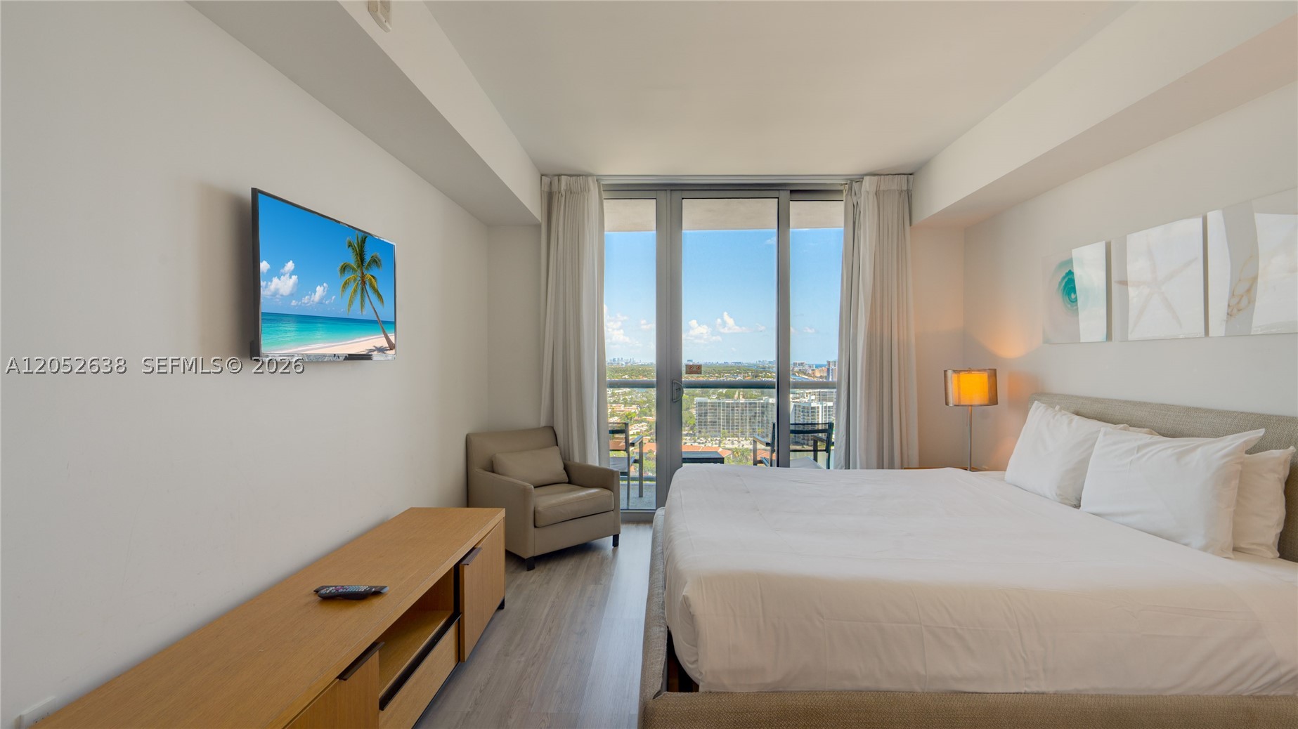 image Beachwalk Condominium10