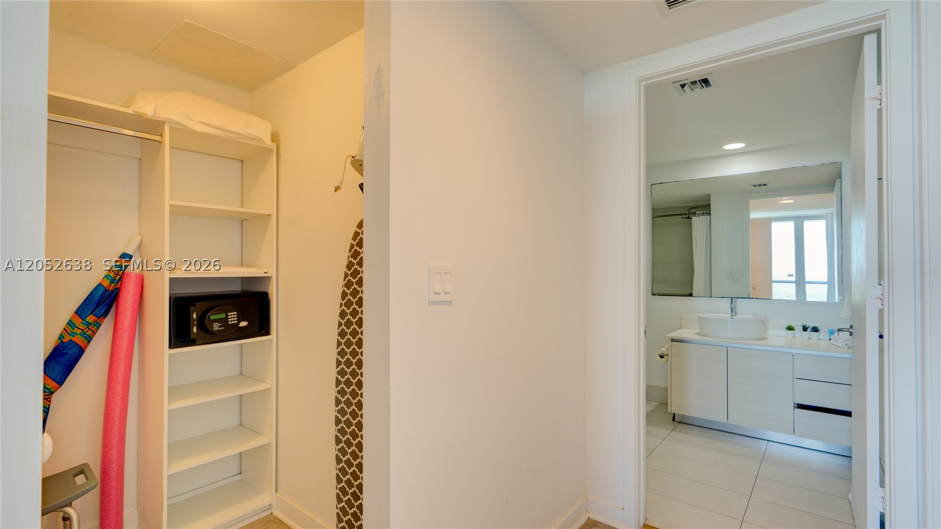 image Beachwalk Condominium13