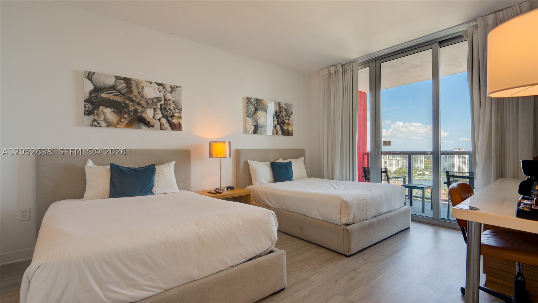 image Beachwalk Condominium17