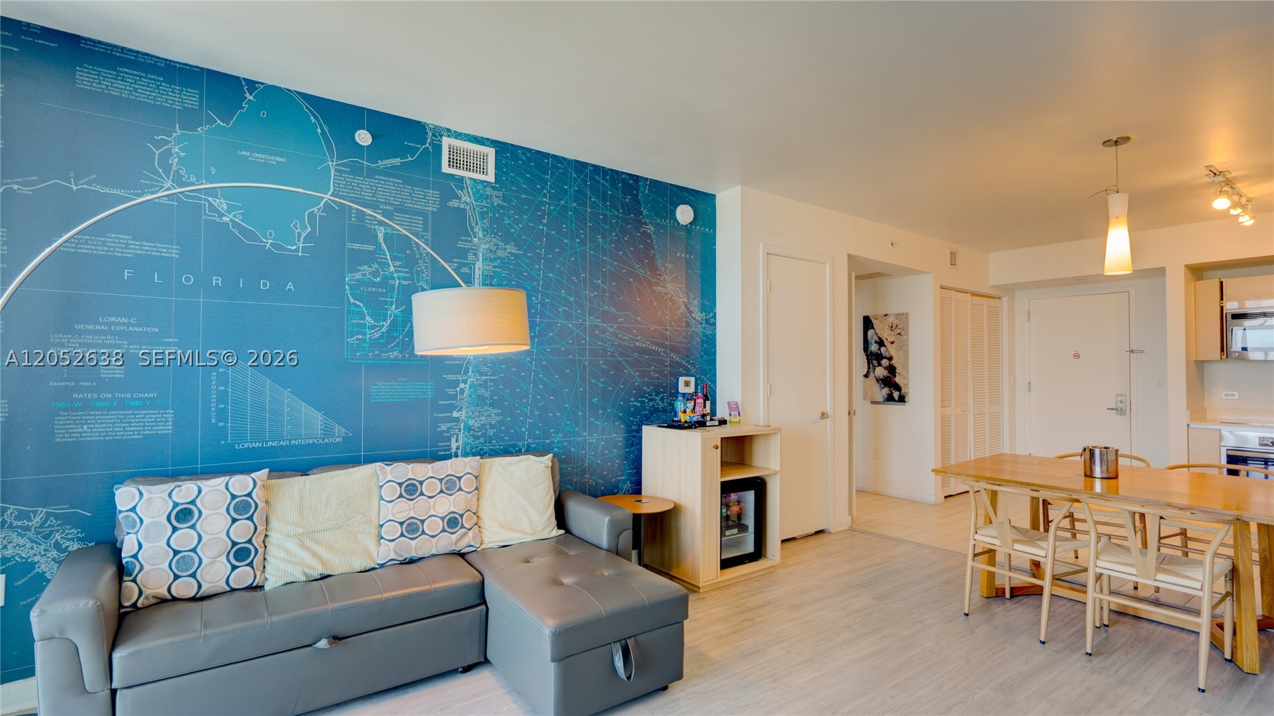 image Beachwalk Condominium1