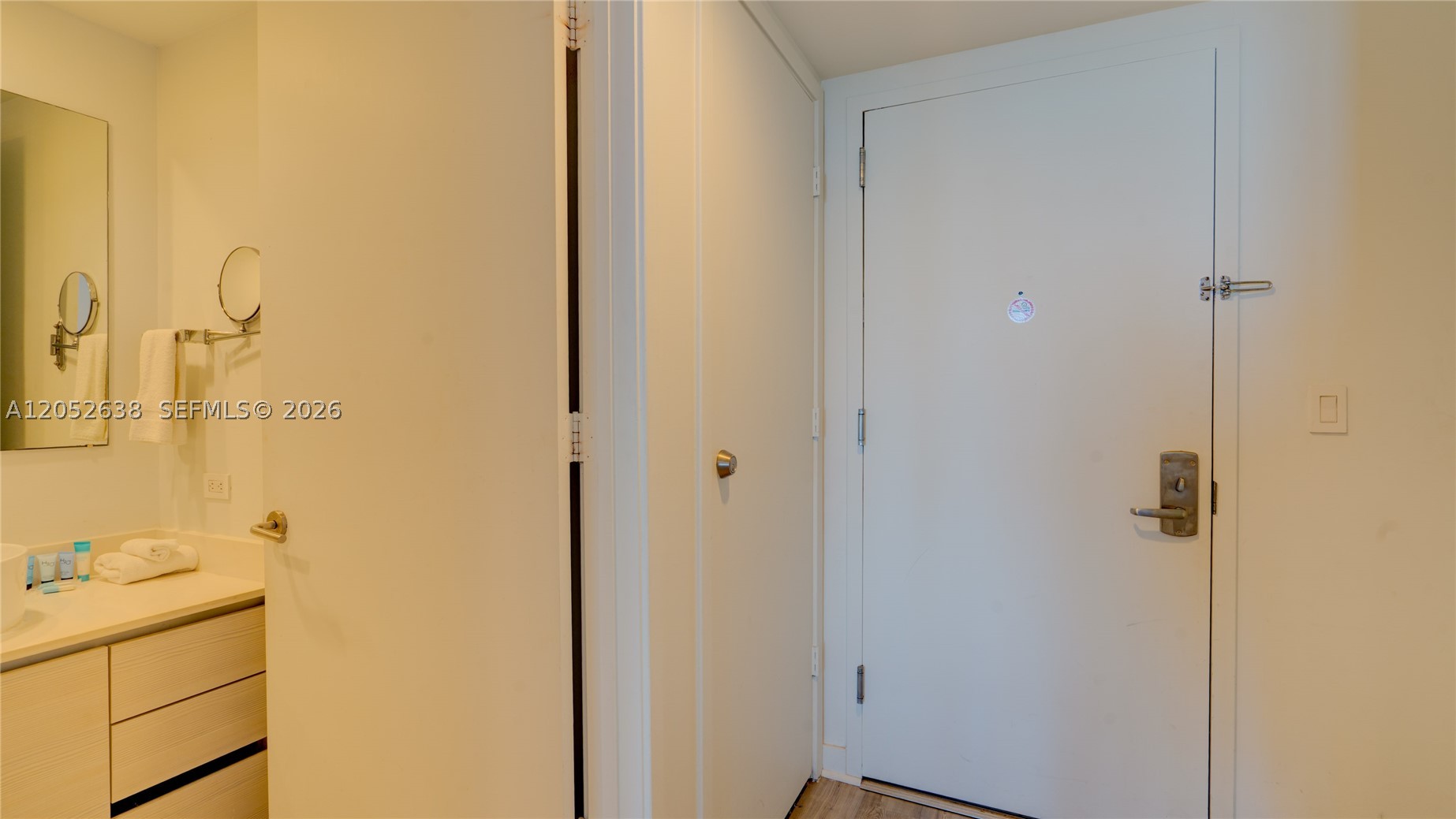 image Beachwalk Condominium20