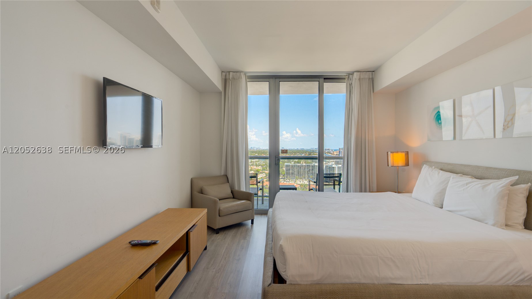 image Beachwalk Condominium21