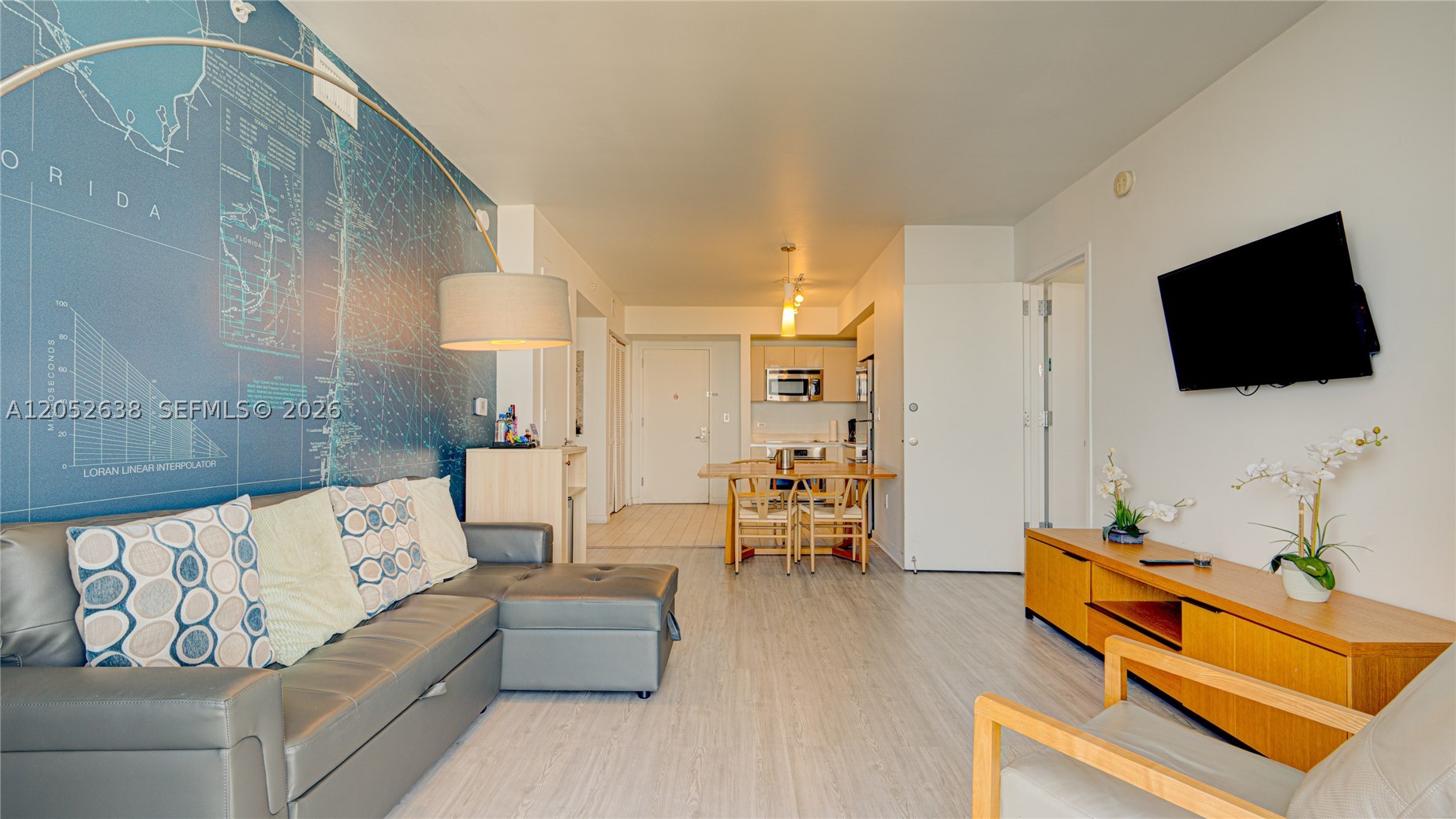 image Beachwalk Condominium2