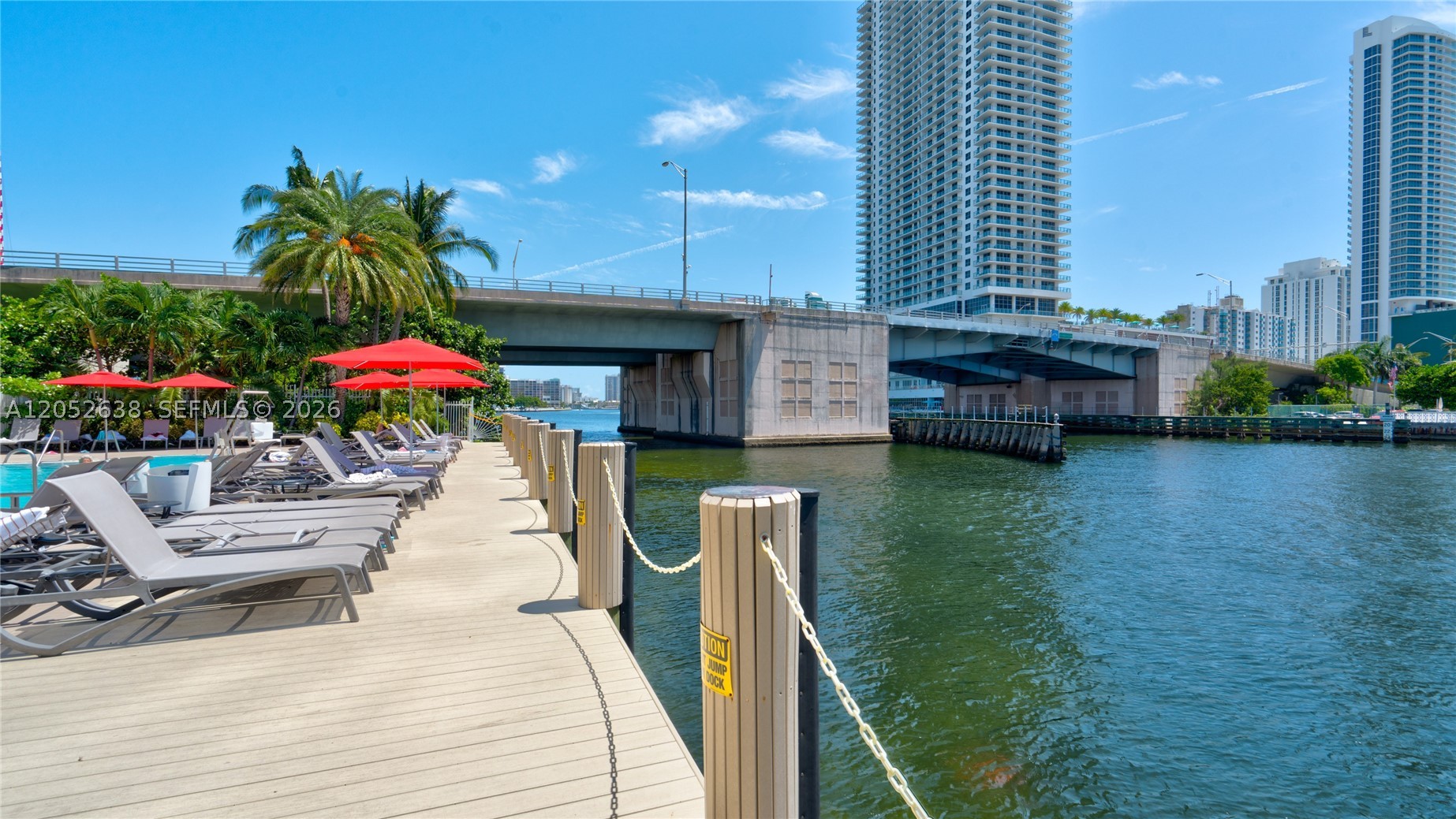 image Beachwalk Condominium44