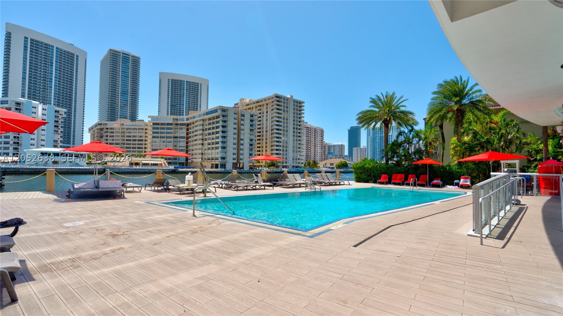 image Beachwalk Condominium50