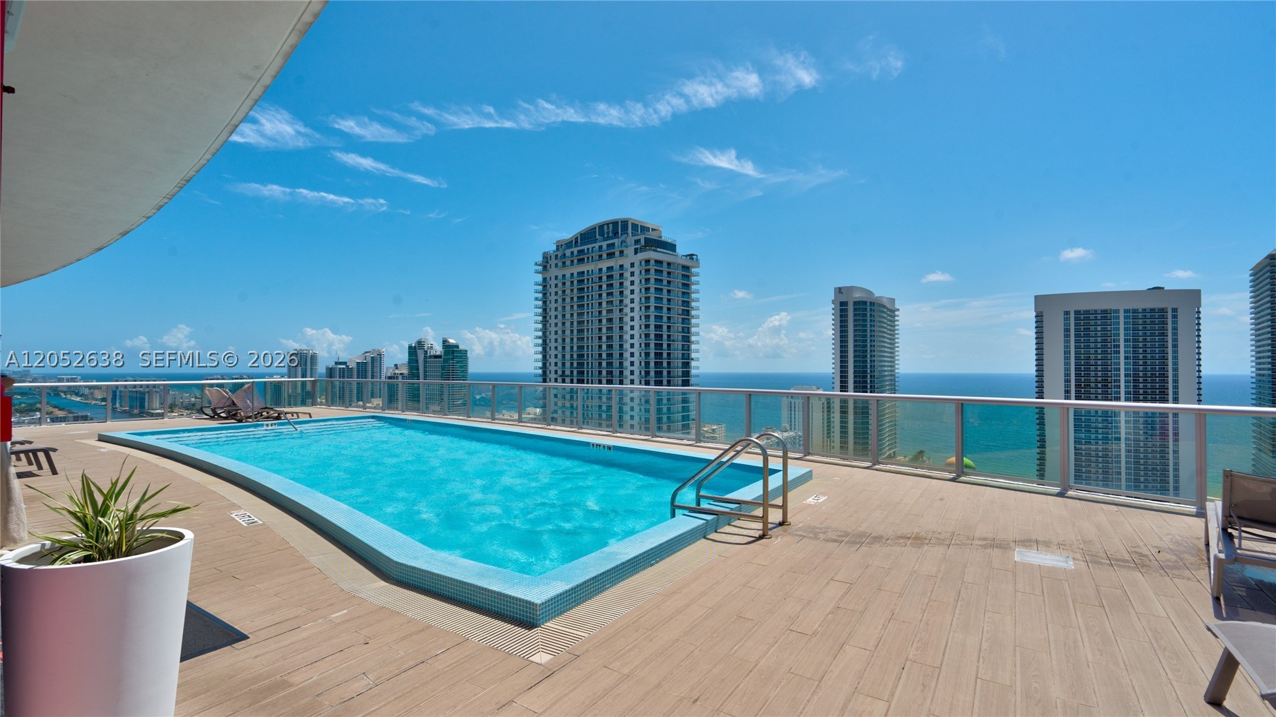 image Beachwalk Condominium55