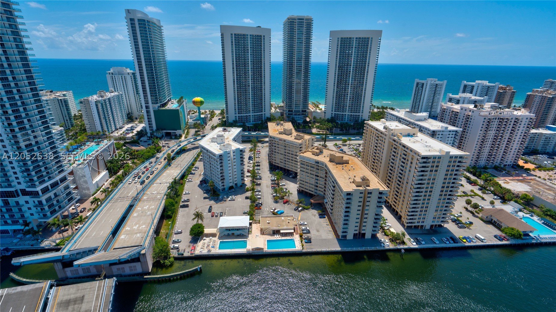 image Beachwalk Condominium57
