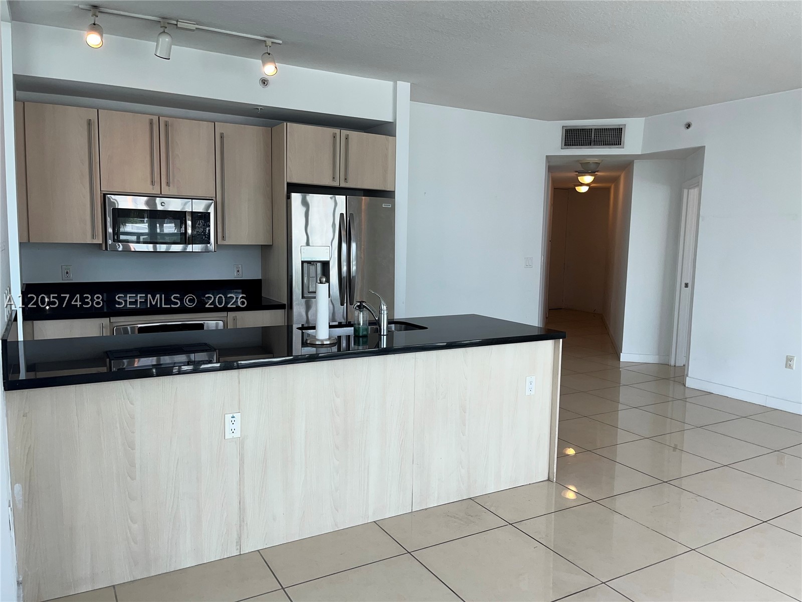 image Axis on Brickell North7