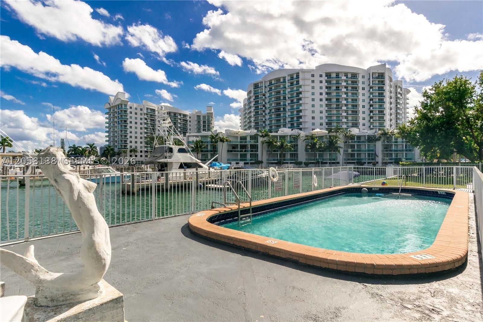 7921 West Dr #7