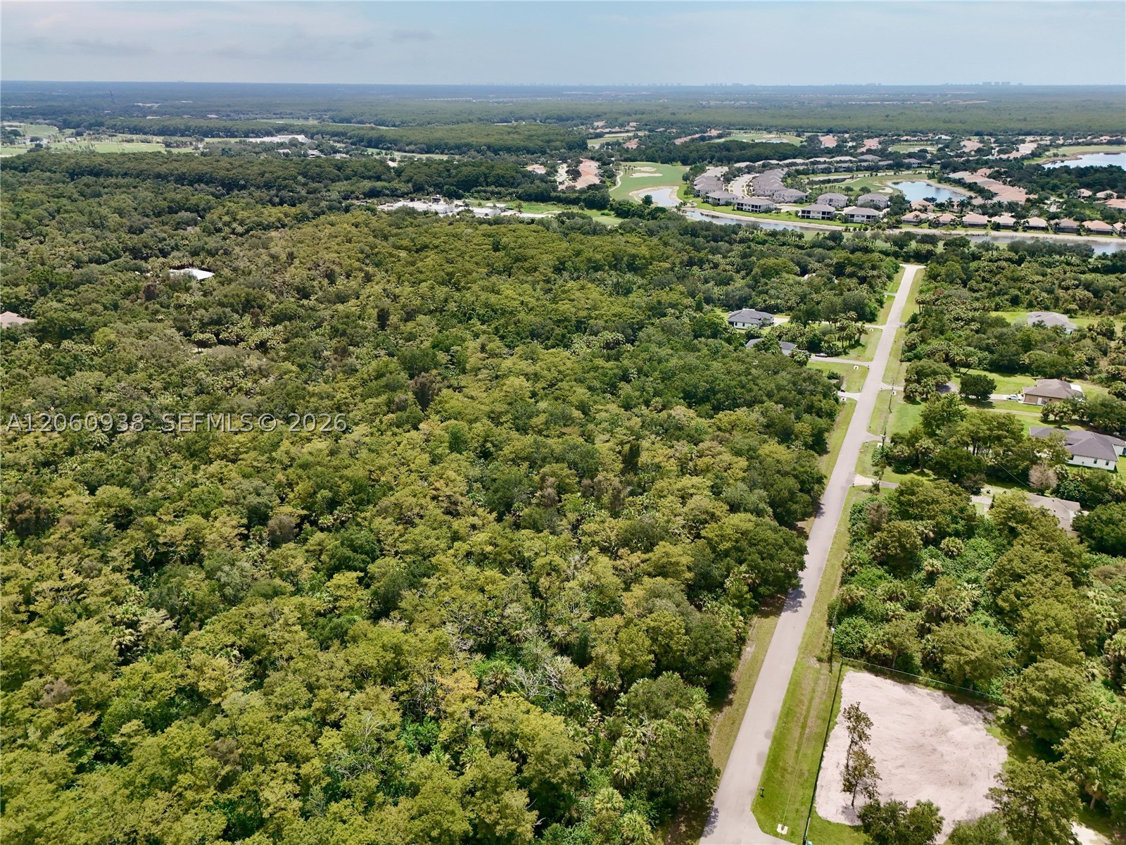 35th Ave Nw Naples, FL 34120