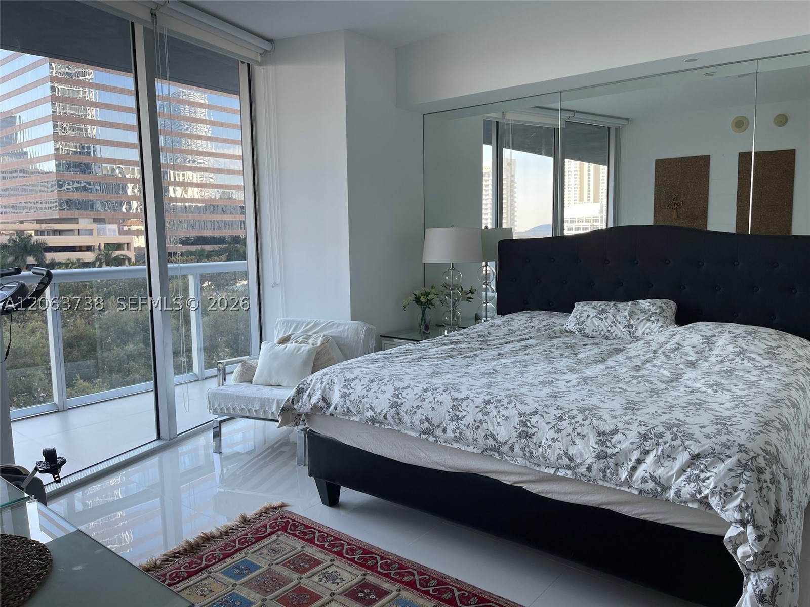 image Icon Brickell II16