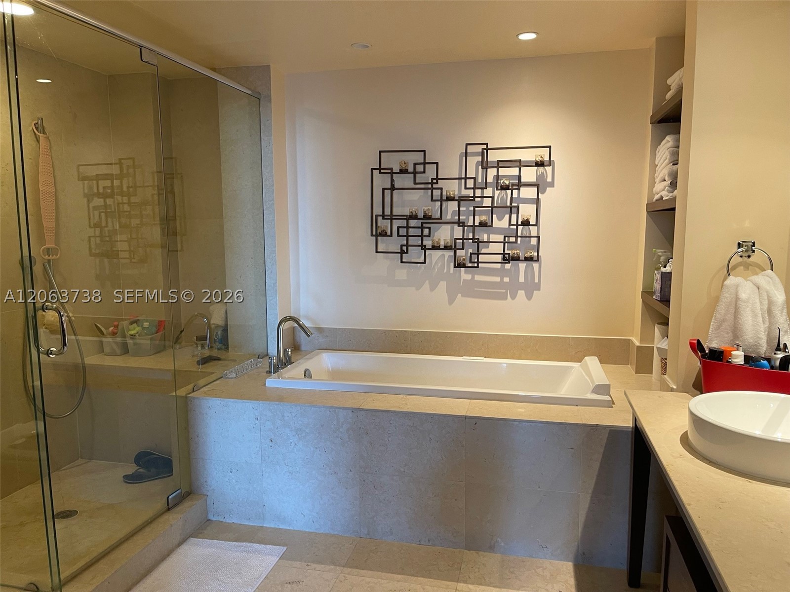 image Icon Brickell II21