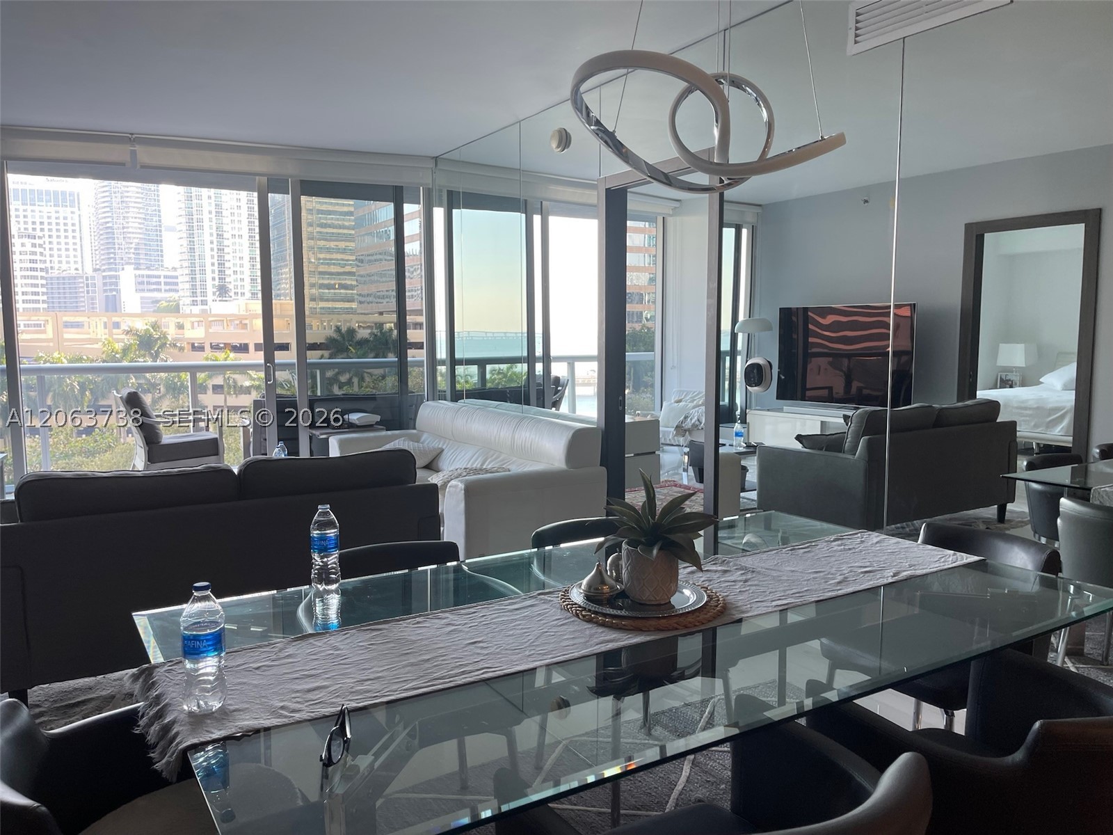 image Icon Brickell II3