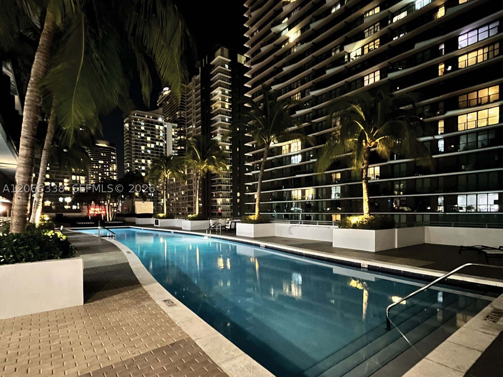 image Infinity at Brickell16