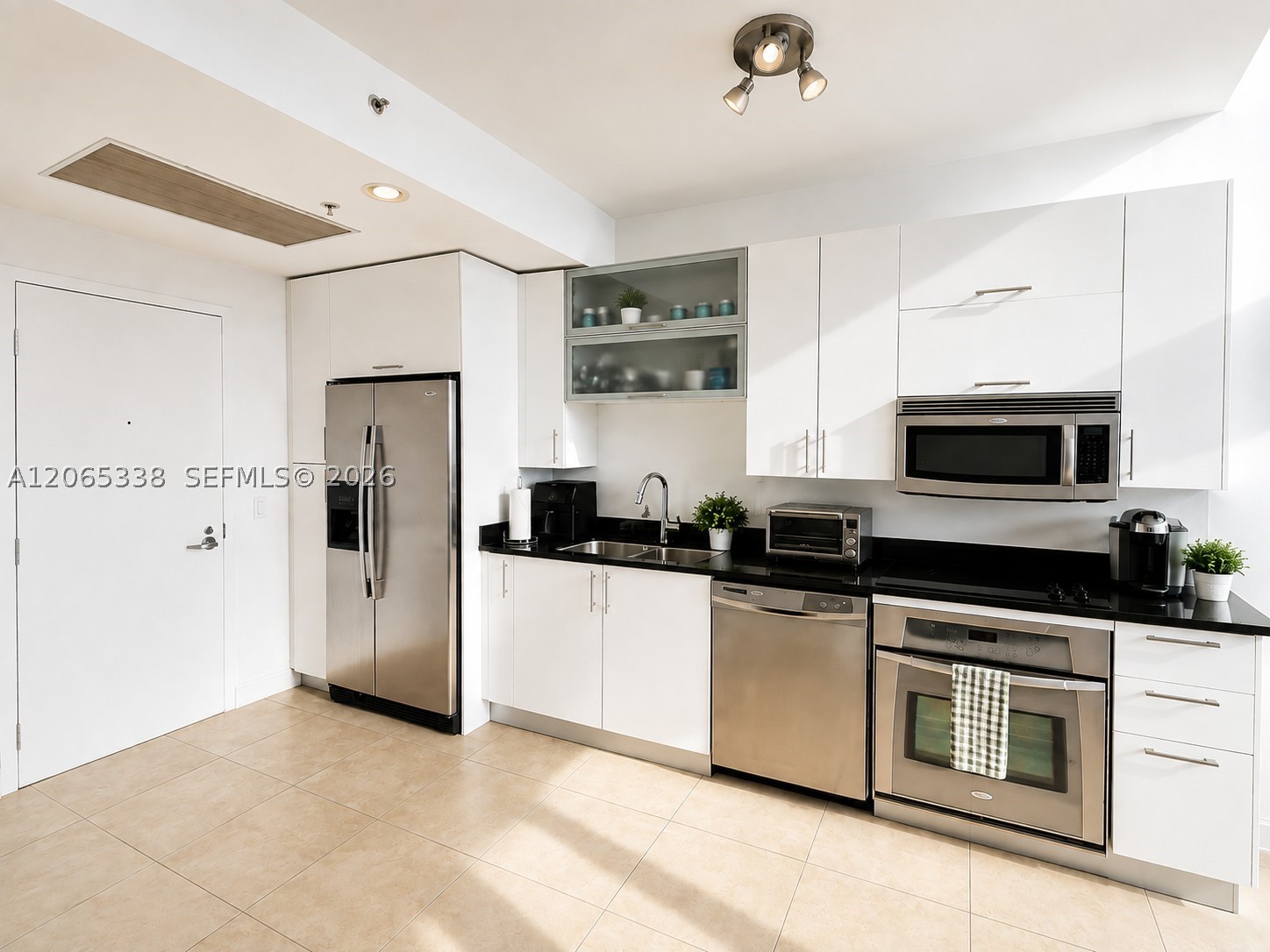 image Infinity at Brickell6