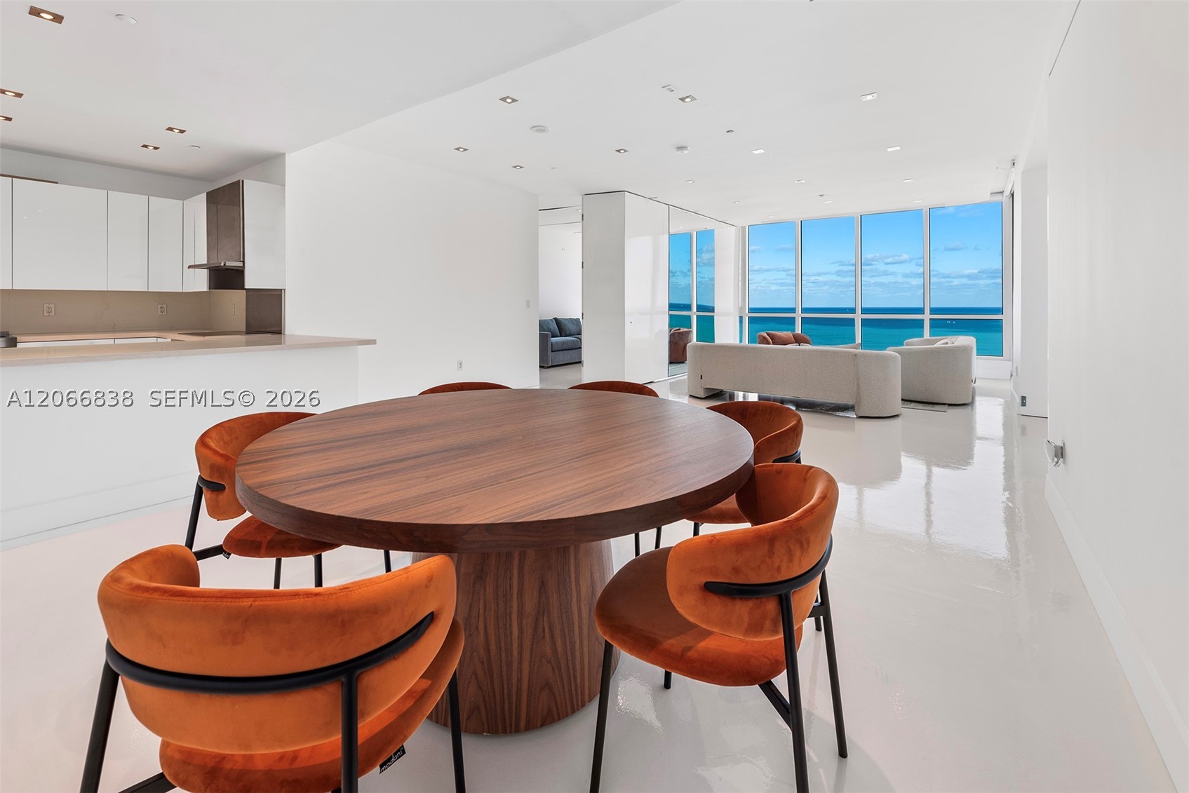 100 S Pointe Dr #2306 Miami Beach, FL 33139