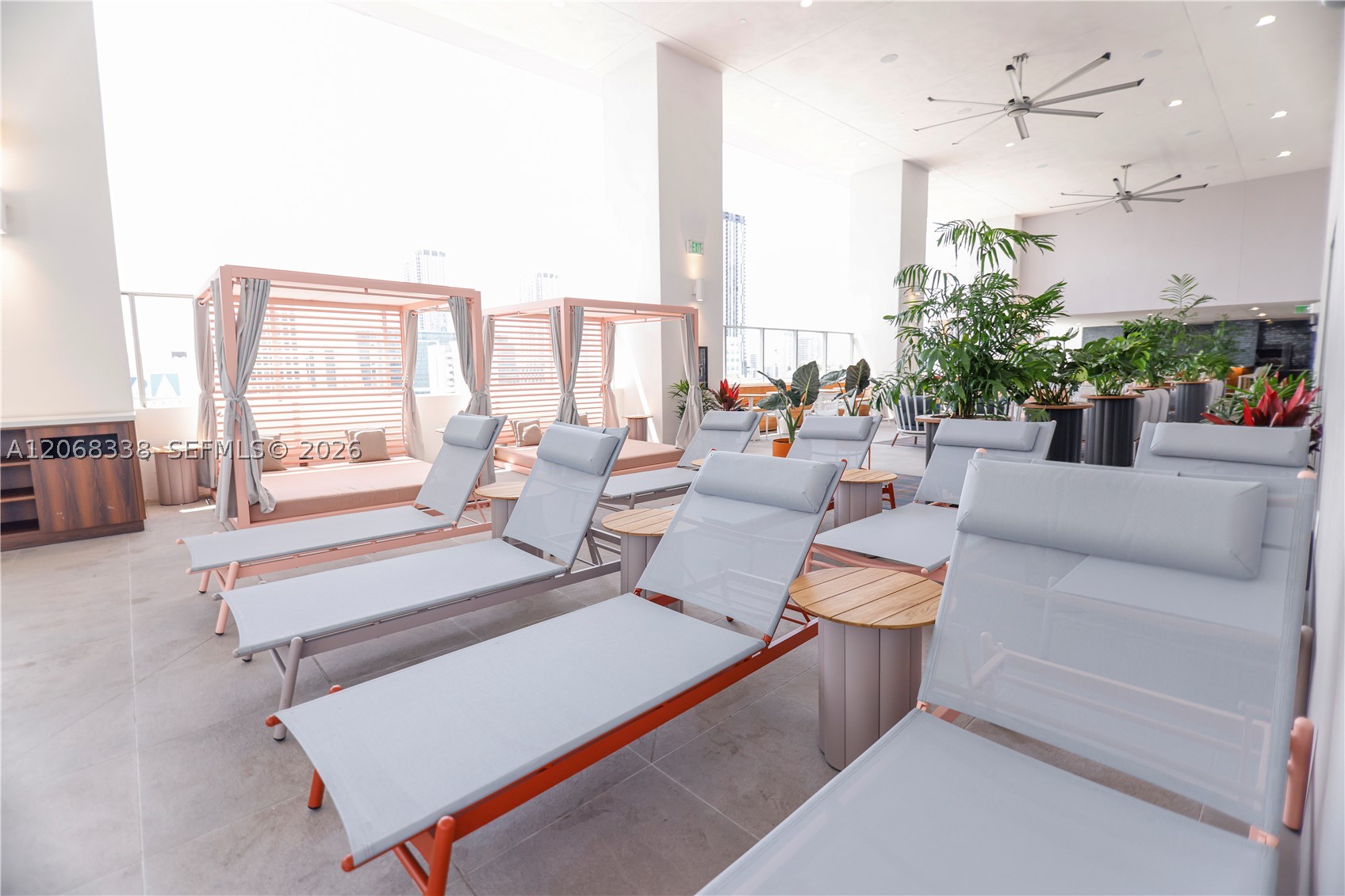 image Yotelpad Miami24