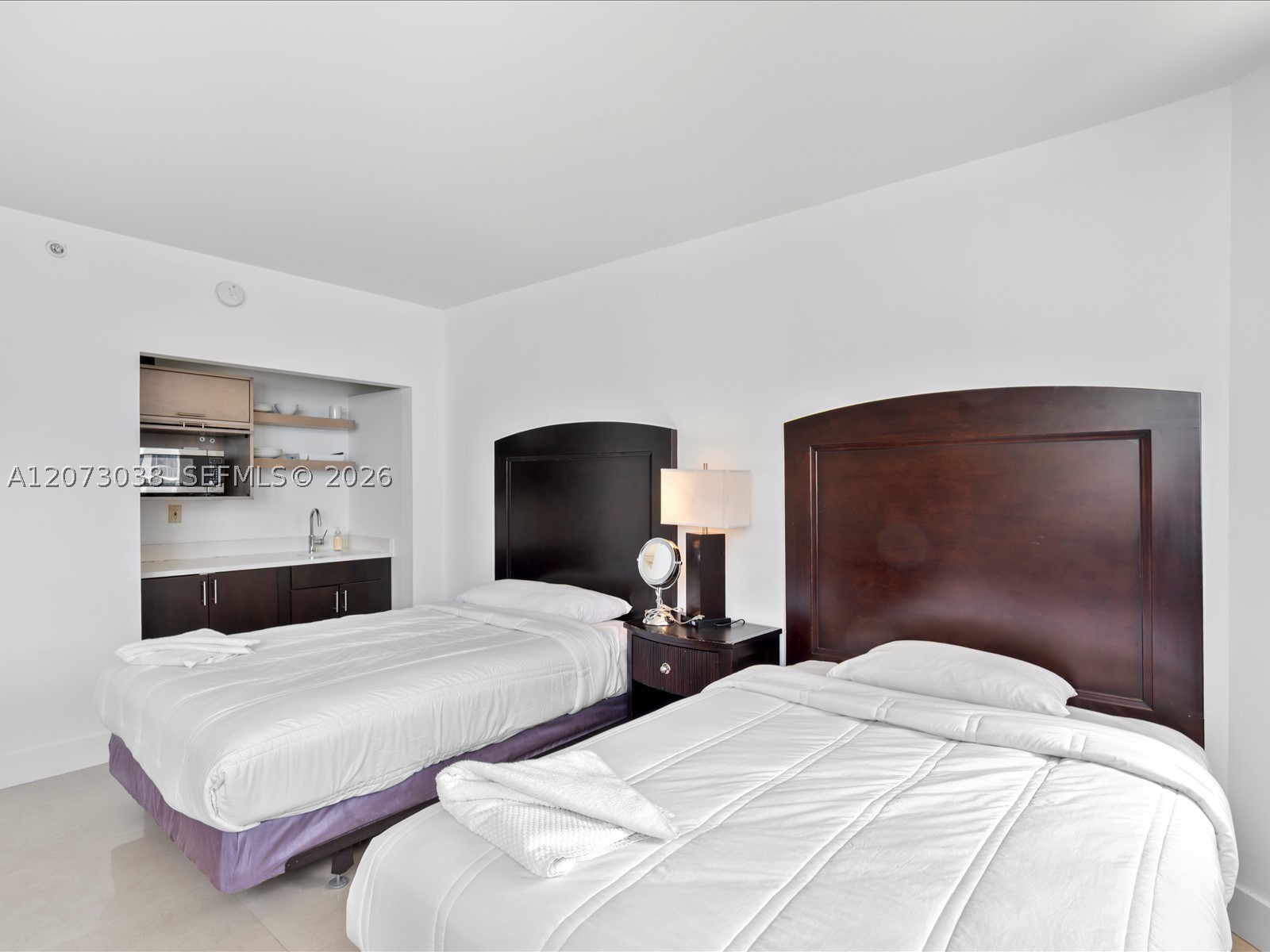 17375 Collins Ave #808 Sunny Isles Beach, FL 33160