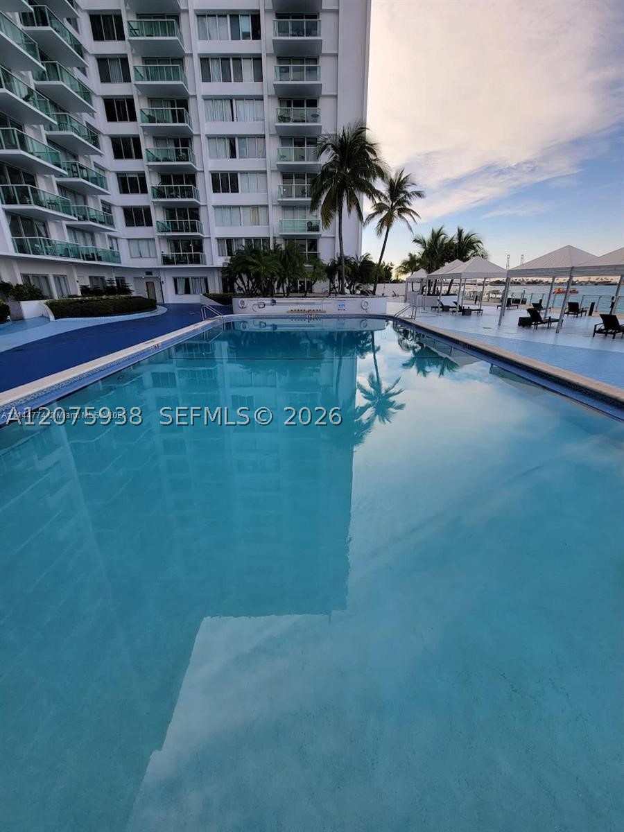 image Mirador 1000 (South Tower)44