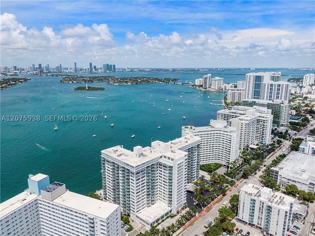image Mirador 1000 (South Tower)79