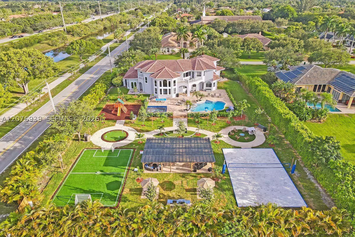 11203 NW 9th St Plantation, FL 33325