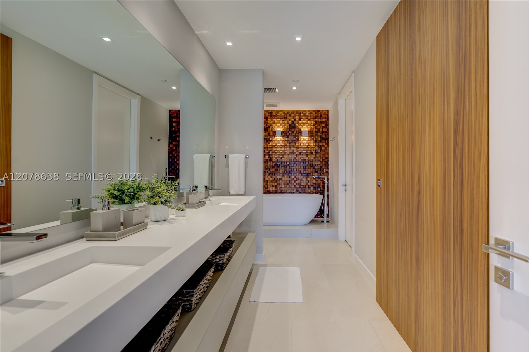 image Bayside Village East22