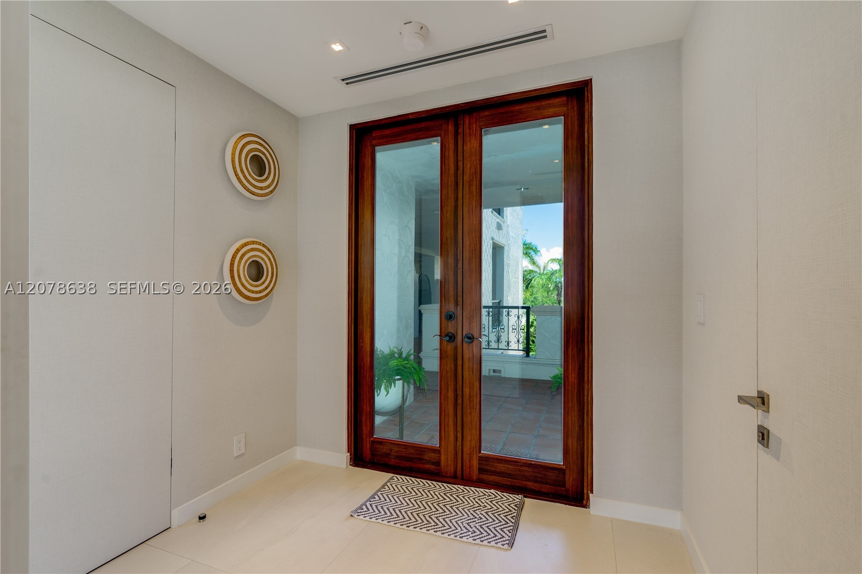 image Bayside Village East36