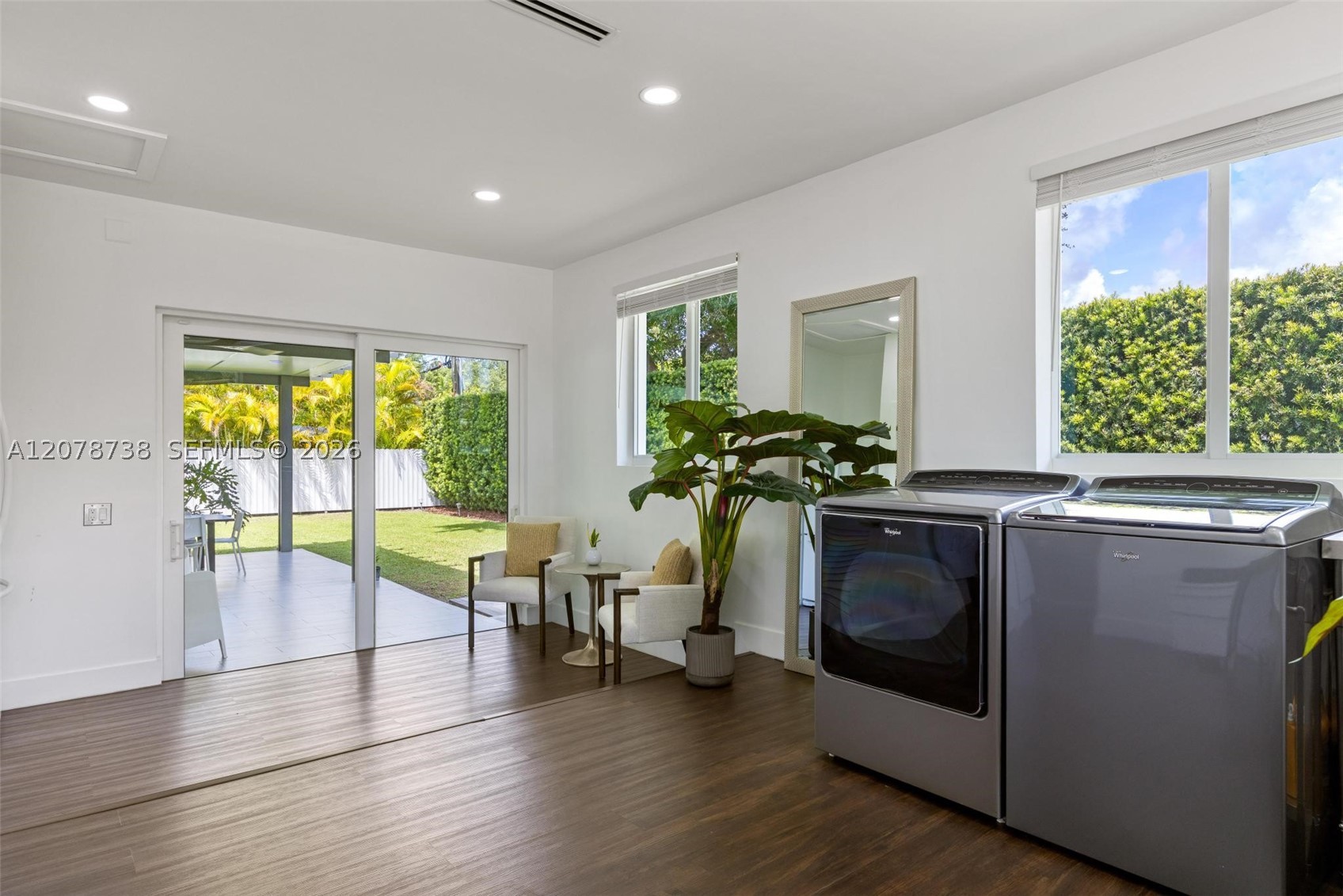 6140 SW 65th Ave South Miami, FL 33143