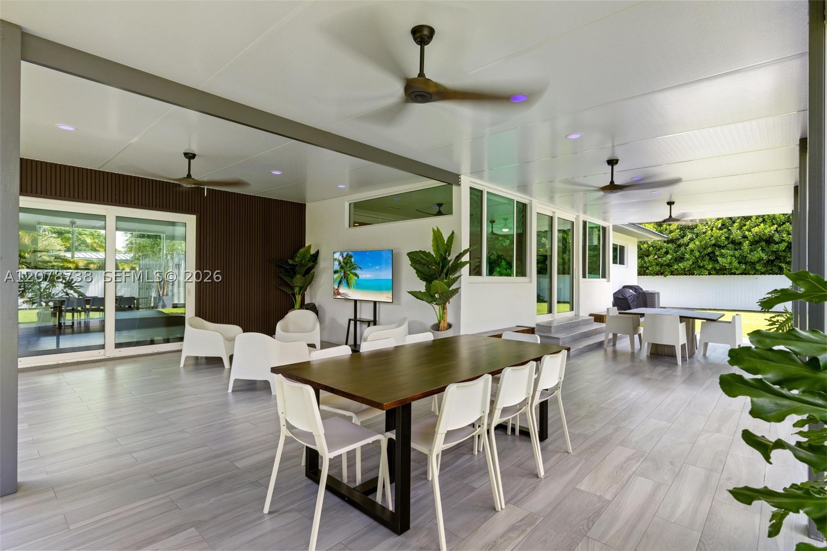 6140 SW 65th Ave South Miami, FL 33143