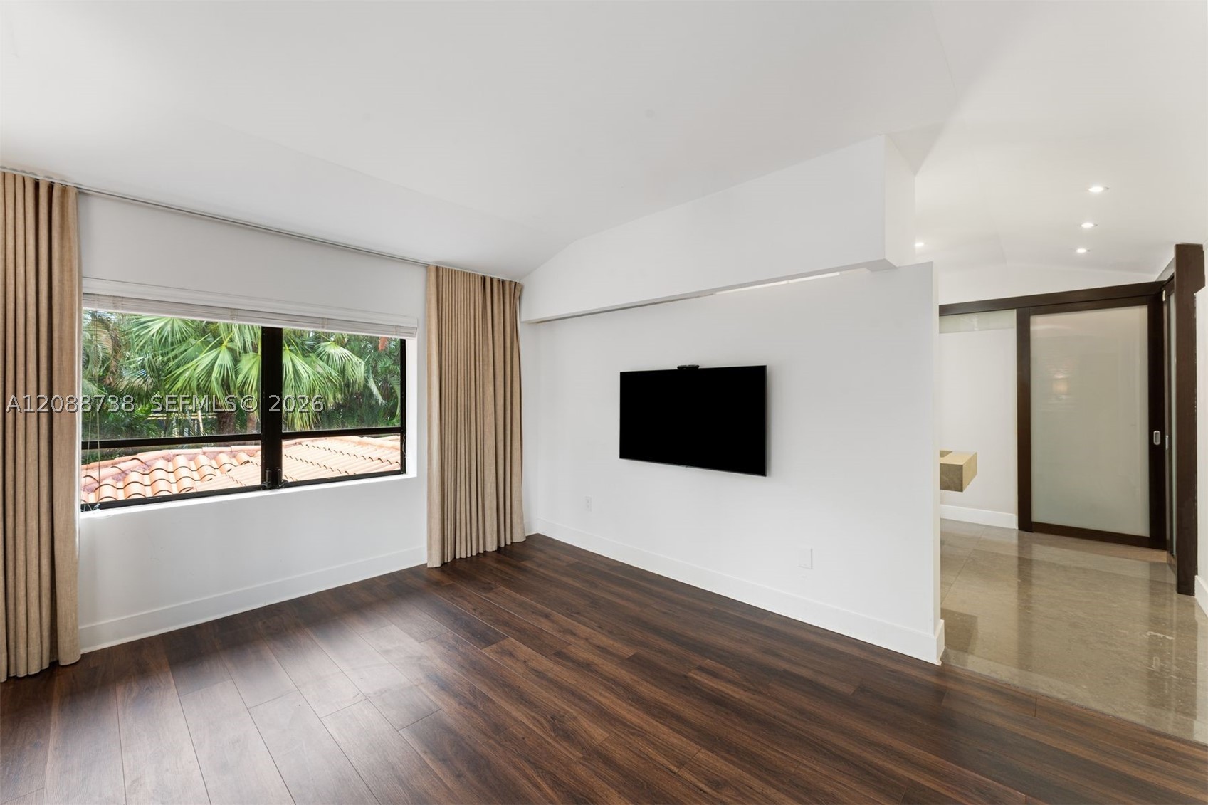 1600 W 24th St Miami Beach, FL 33140
