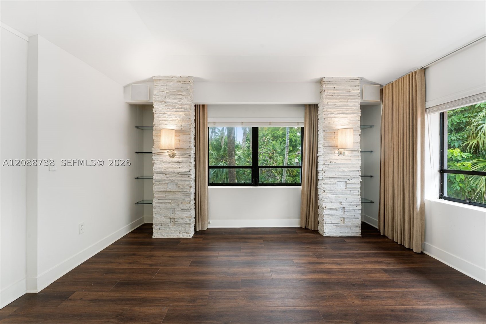 1600 W 24th St Miami Beach, FL 33140