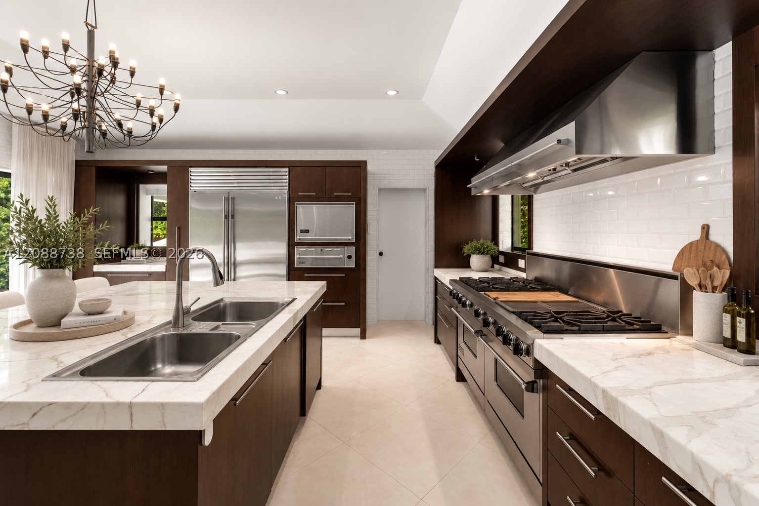 1600 W 24th St Miami Beach, FL 33140