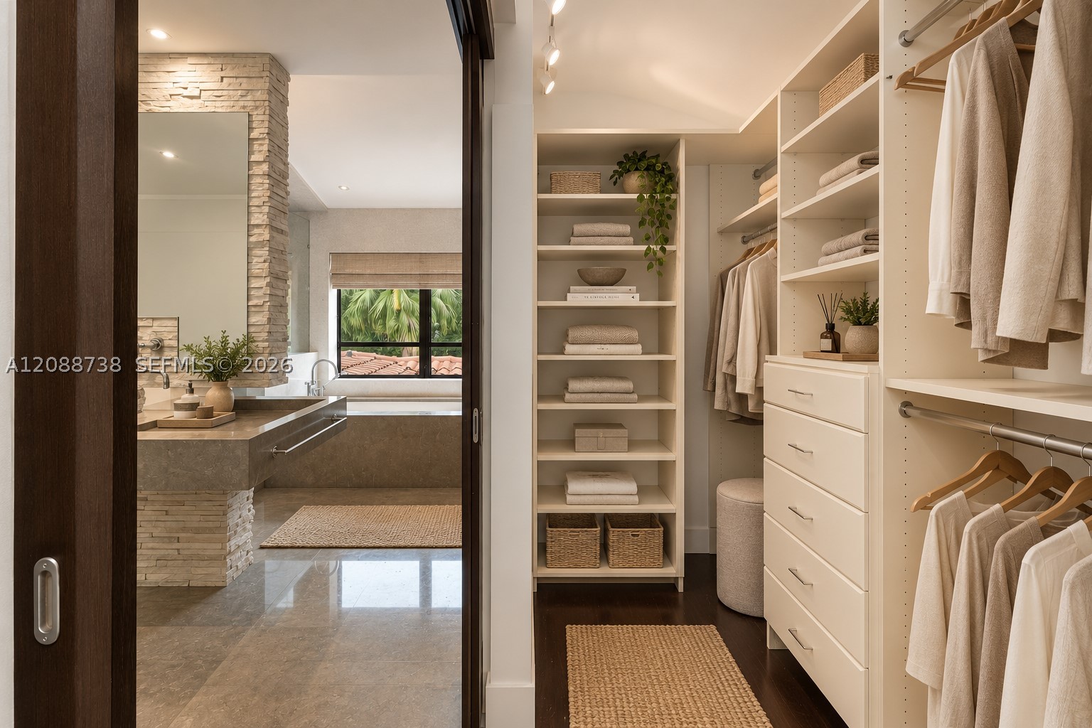 1600 W 24th St Miami Beach, FL 33140