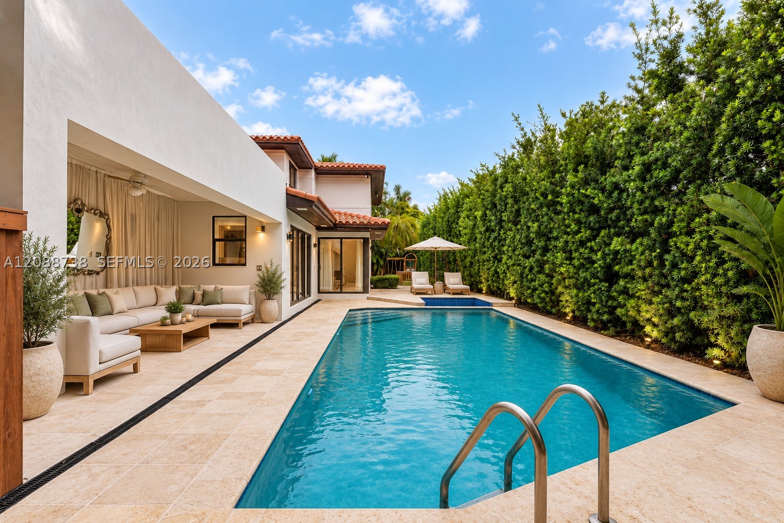 1600 W 24th St Miami Beach, FL 33140