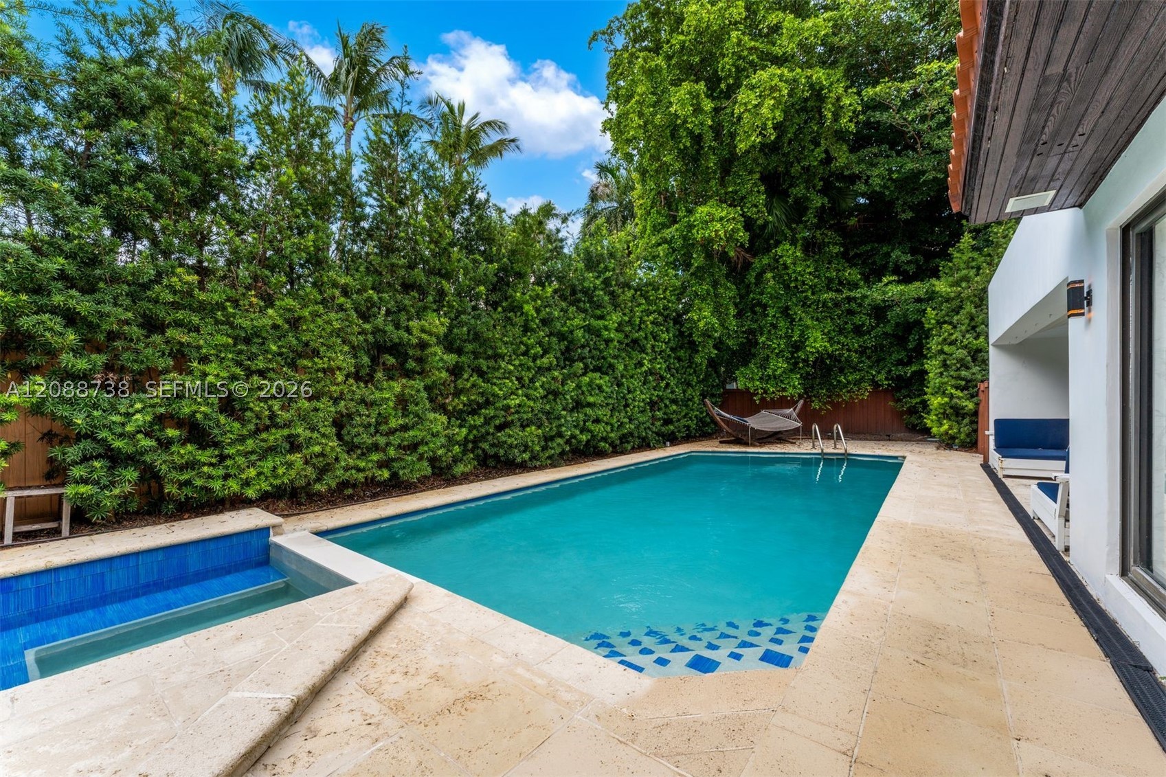 1600 W 24th St Miami Beach, FL 33140