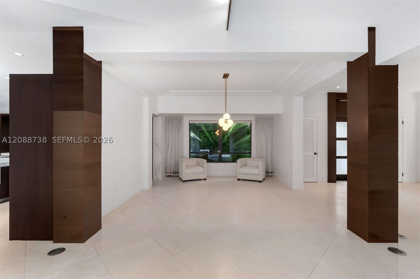 1600 W 24th St Miami Beach, FL 33140