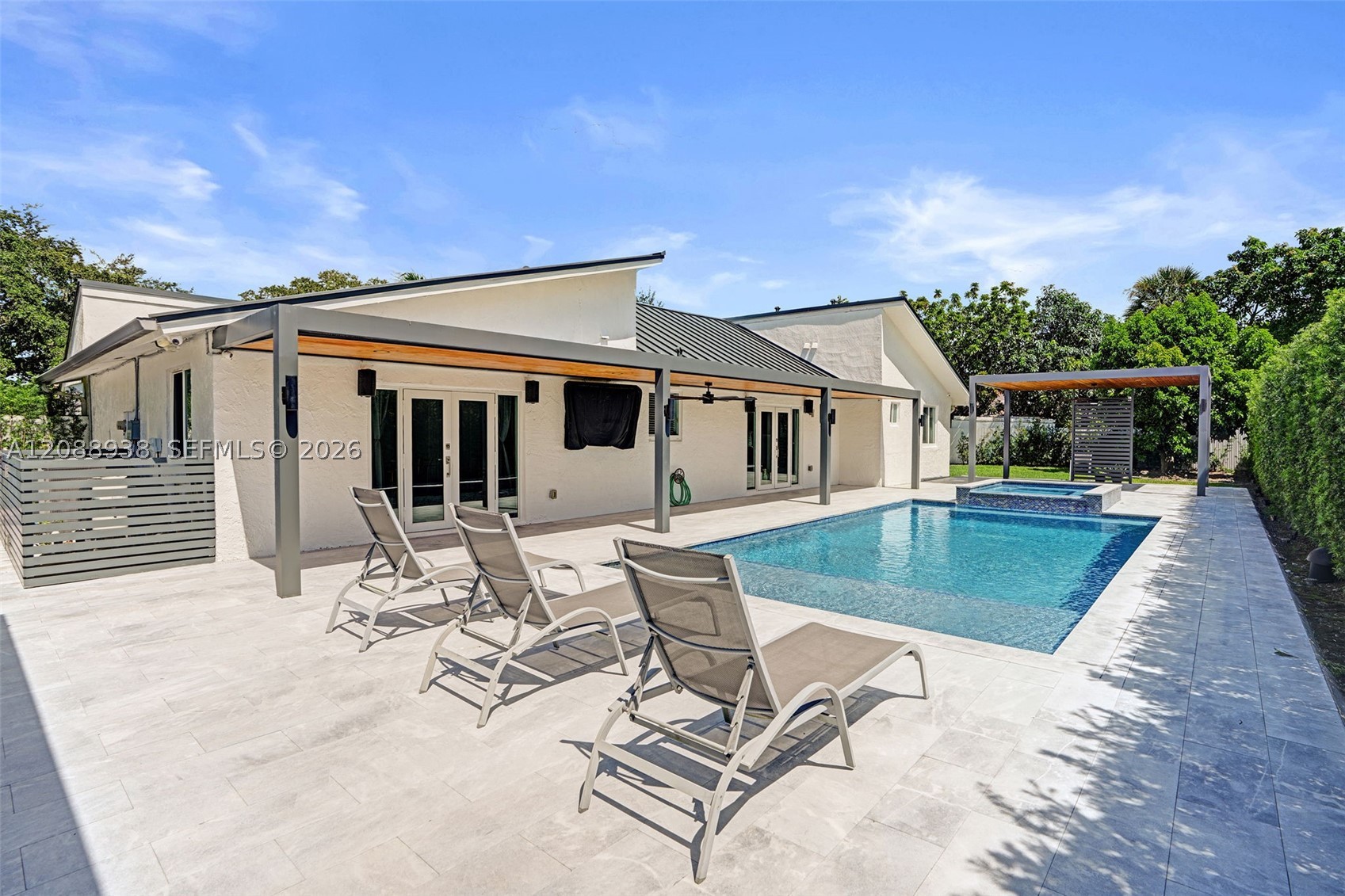 12990 SW 190th St Miami, FL 33177