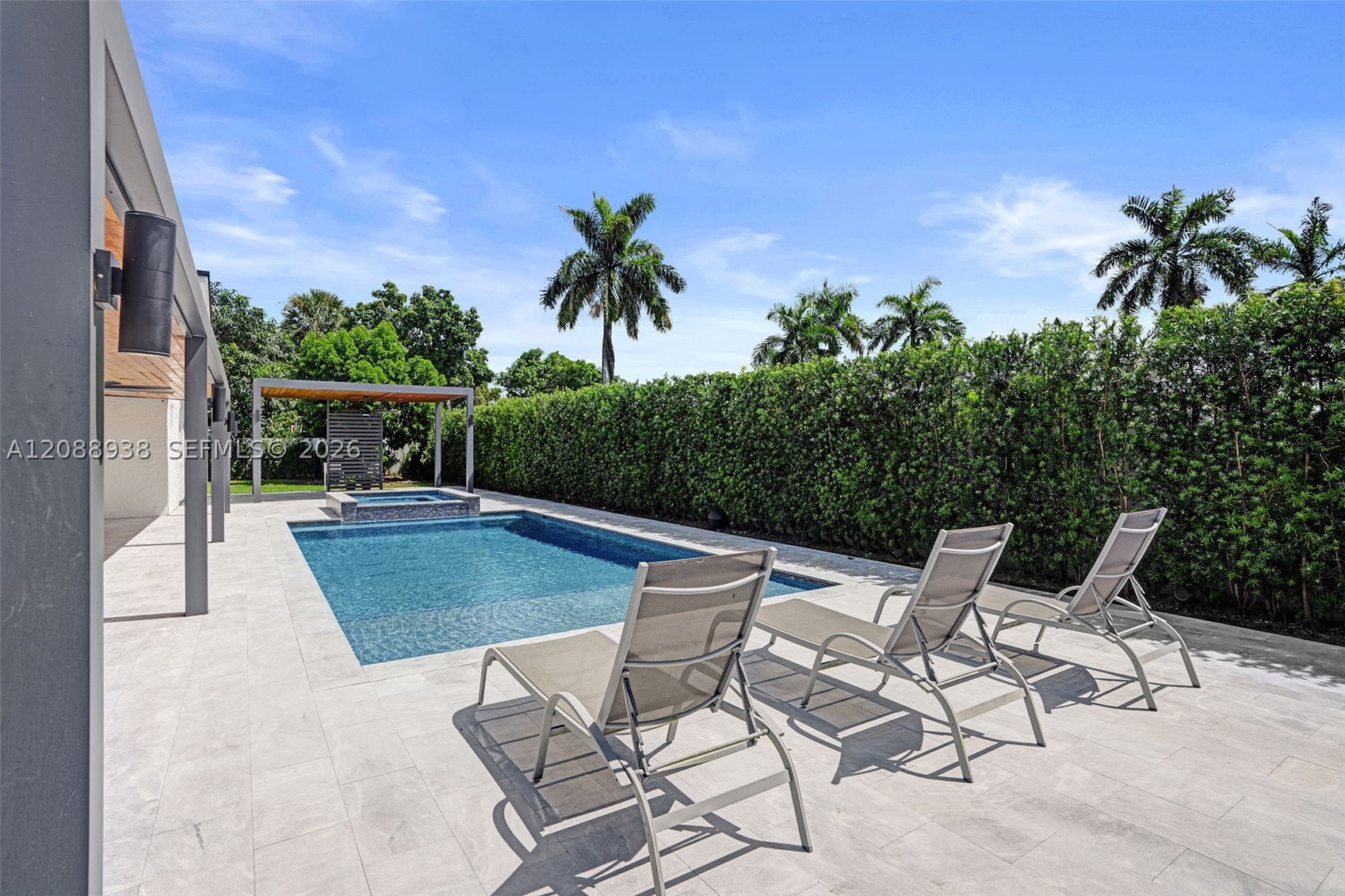 12990 SW 190th St Miami, FL 33177