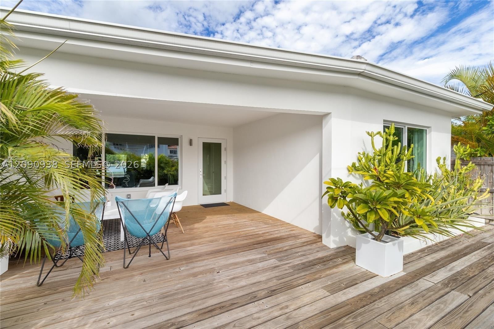 661 86th St Miami Beach, FL 33141