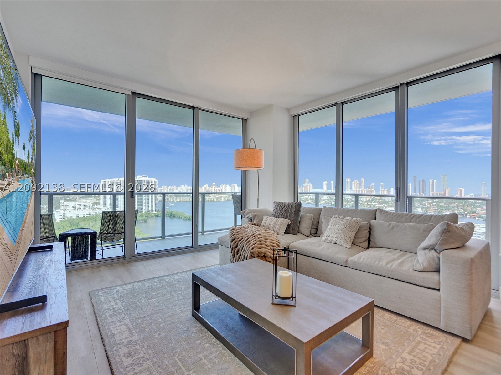 16385 Biscayne Blvd #2107